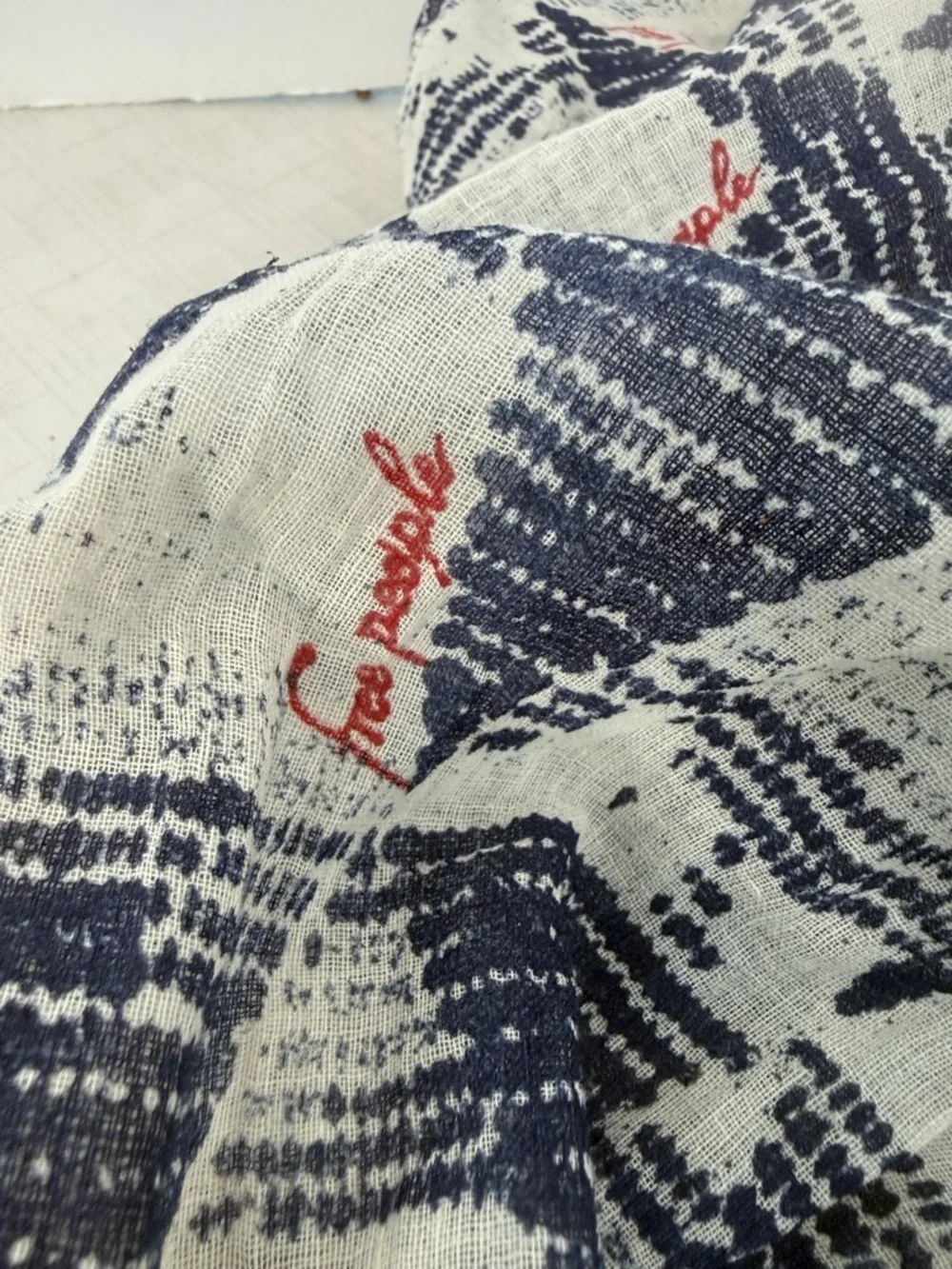 Unbranded Blue and White Patterned Hobo Tote
